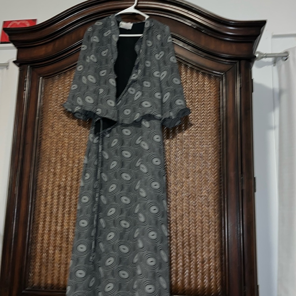this Danny in the cold dress is stunning yet classy.